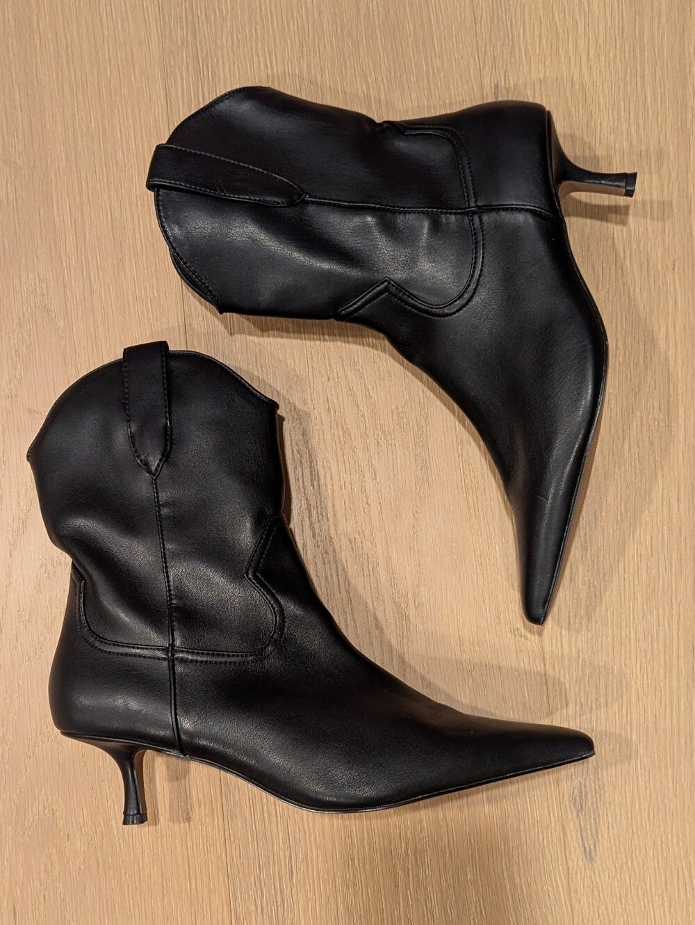 Black Pointed Toe Ankle Kitten Heeled Boots